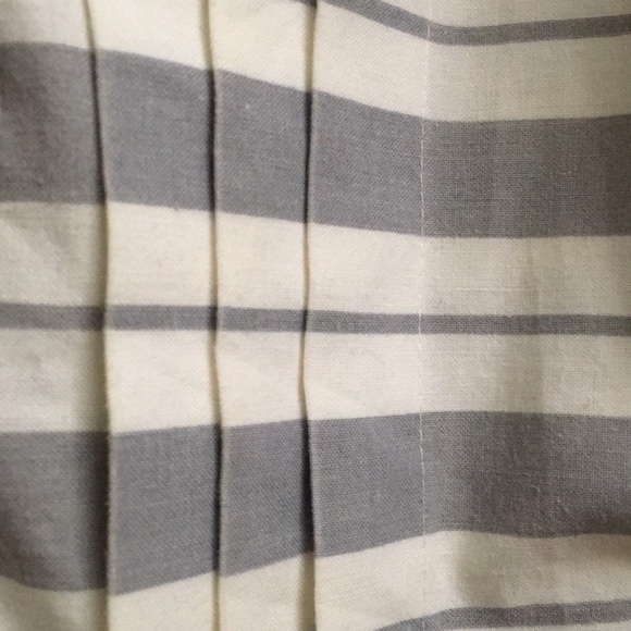 Vintage Button Up Top - Picture 3 of 3